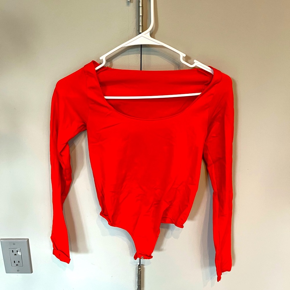 SKIMS Essential Long Sleeve Bodysuit